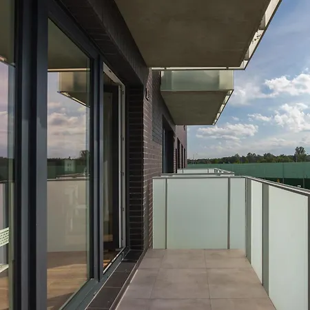 Warsaw-aparts Herbu Janina Szpital アパート