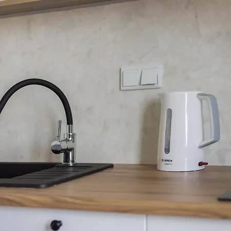 Warsaw-aparts Herbu Janina Szpital وارسو